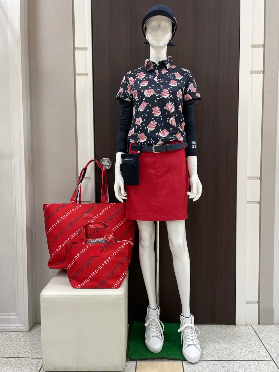 23区GOLF 藤田 コーディネート画像