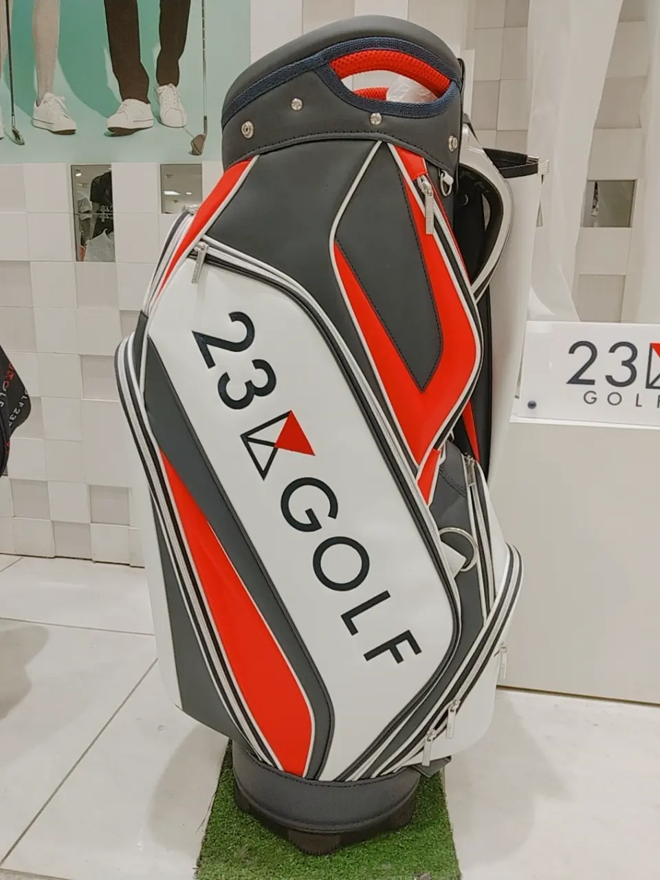 23区GOLF スタッフ コーディネート画像
