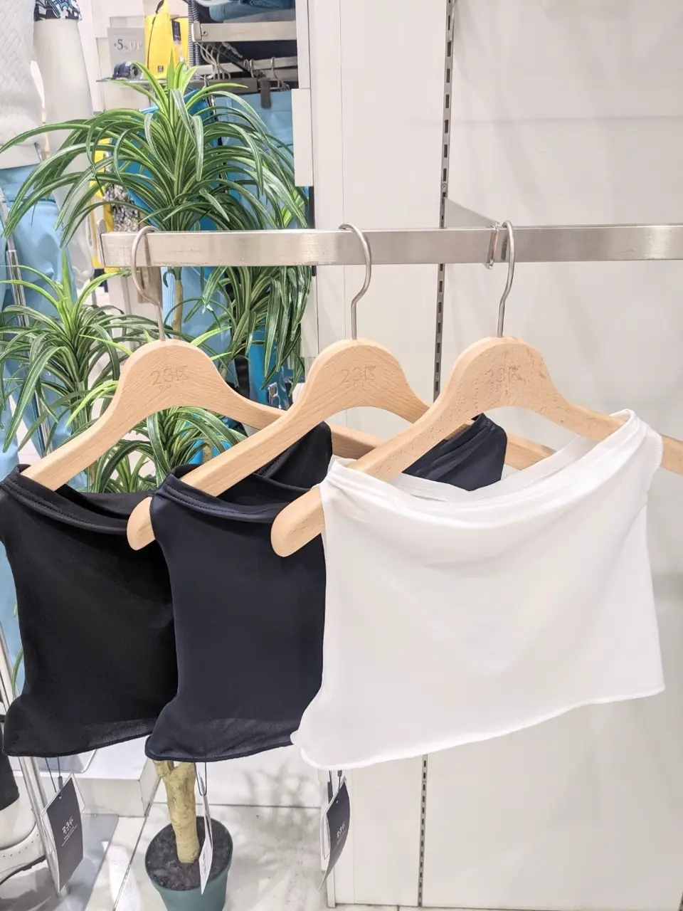 23区GOLF 市川真理子 コーディネート画像