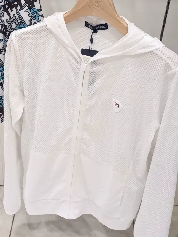 23区GOLF 市川真理子 コーディネート画像