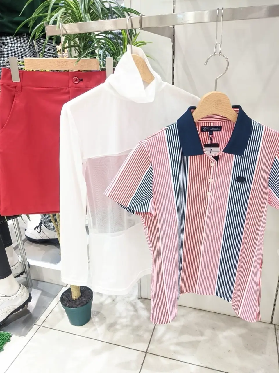 23区GOLF 市川真理子 コーディネート画像