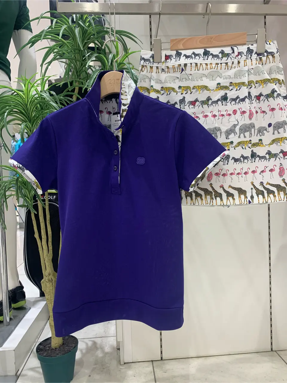 23区GOLF 上野 コーディネート画像