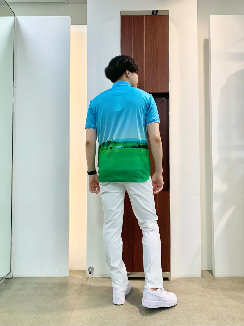 23区GOLF 板屋 コーディネート画像