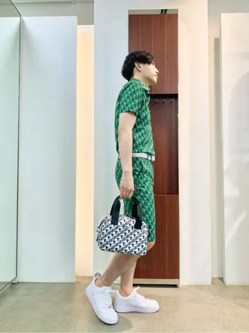 23区GOLF 板屋 コーディネート画像