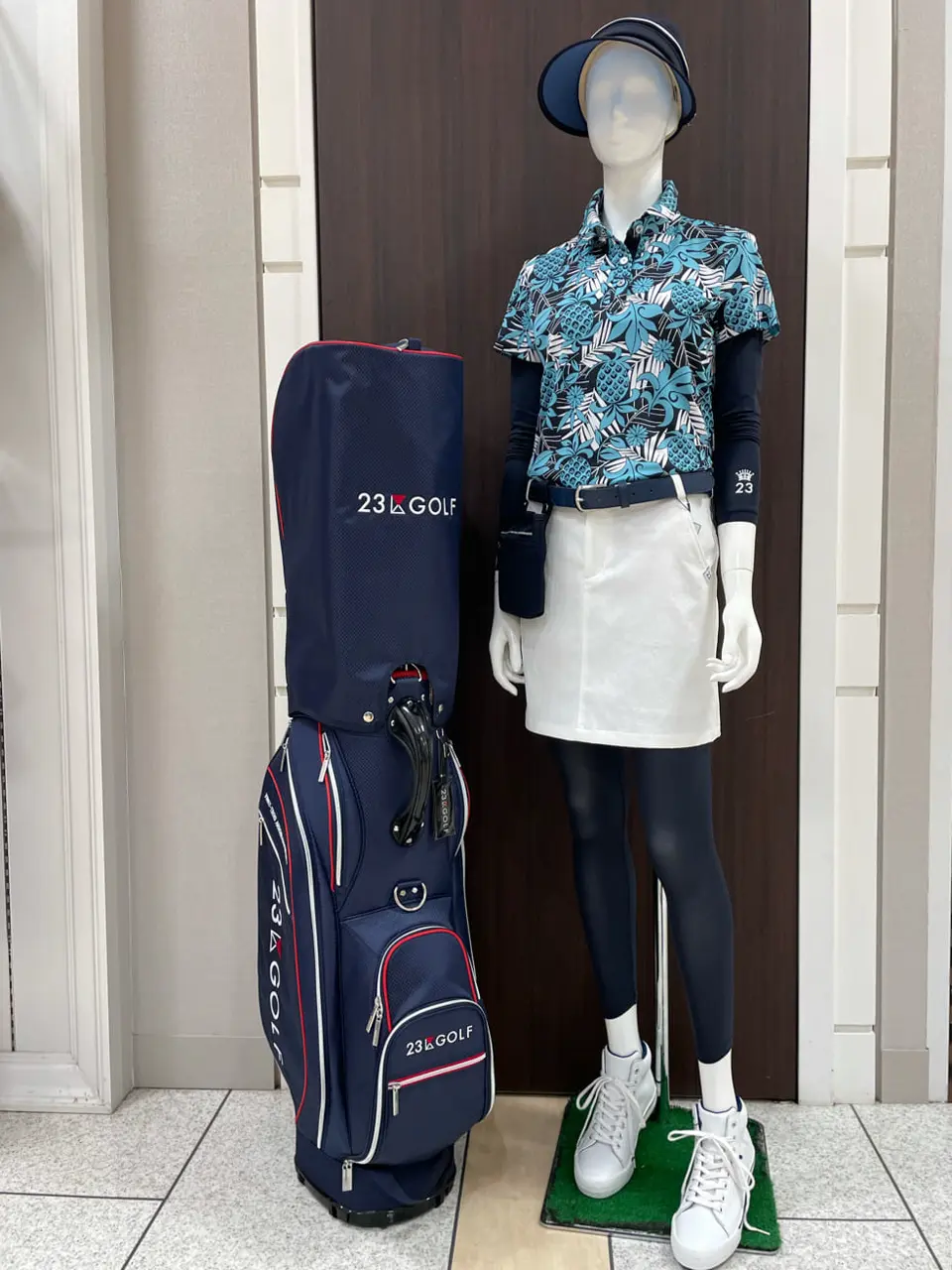 23区GOLF 藤田 コーディネート画像