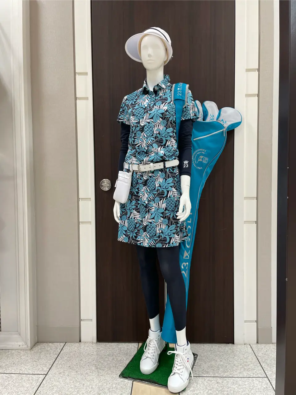 23区GOLF 藤田 コーディネート画像