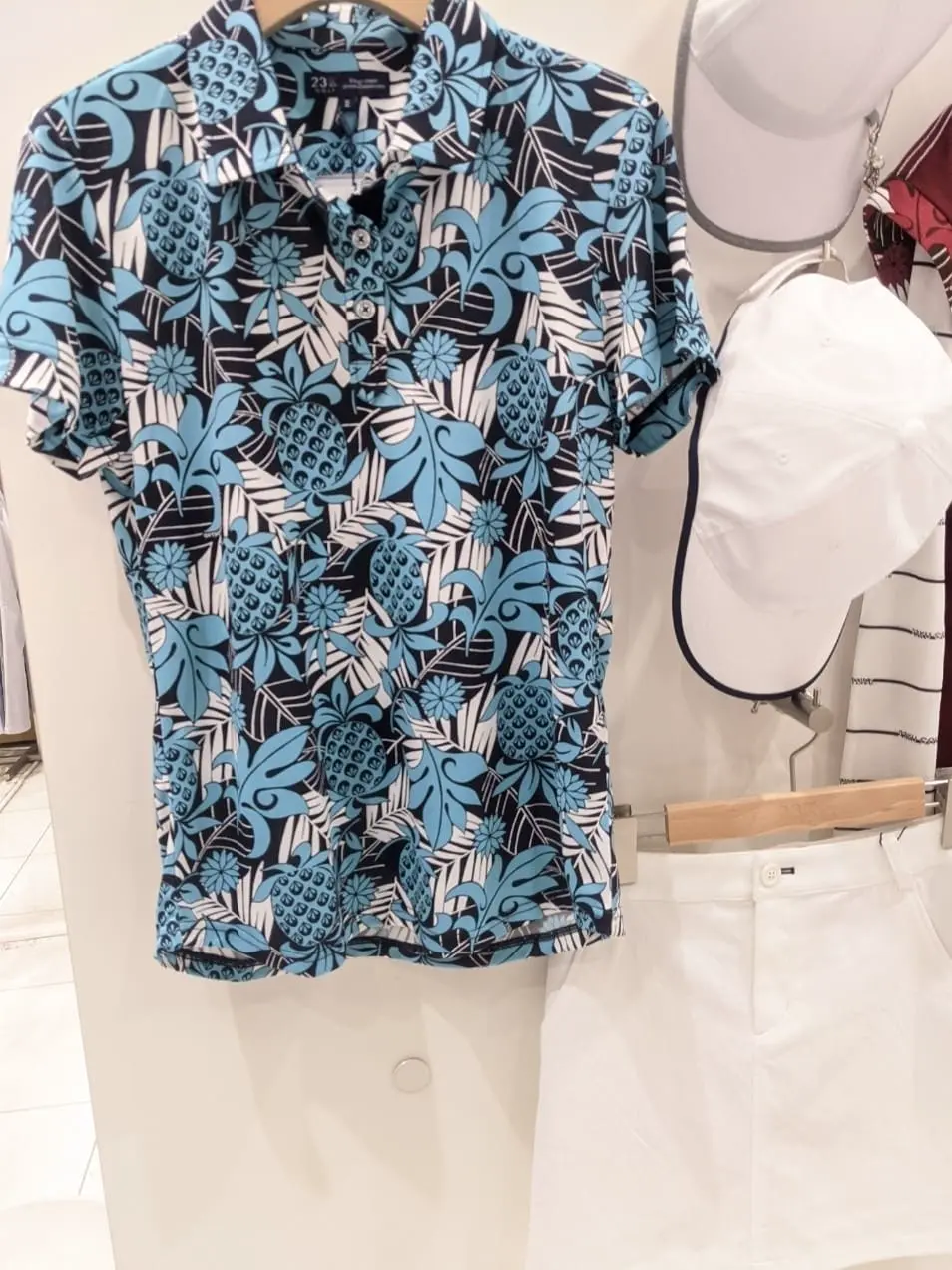 23区GOLF 市川真理子 コーディネート画像