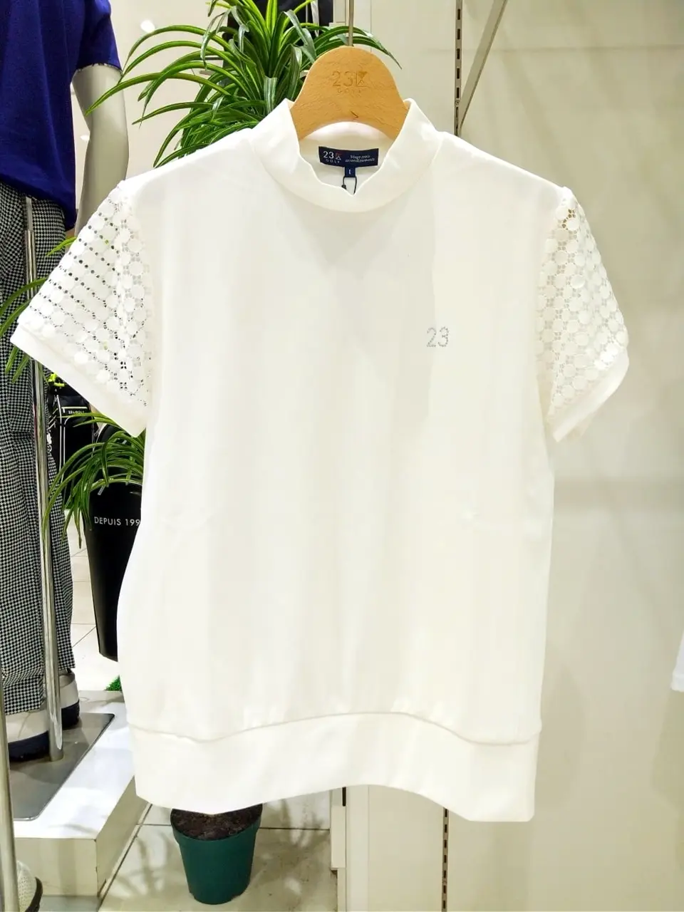 23区GOLF スタッフ コーディネート画像