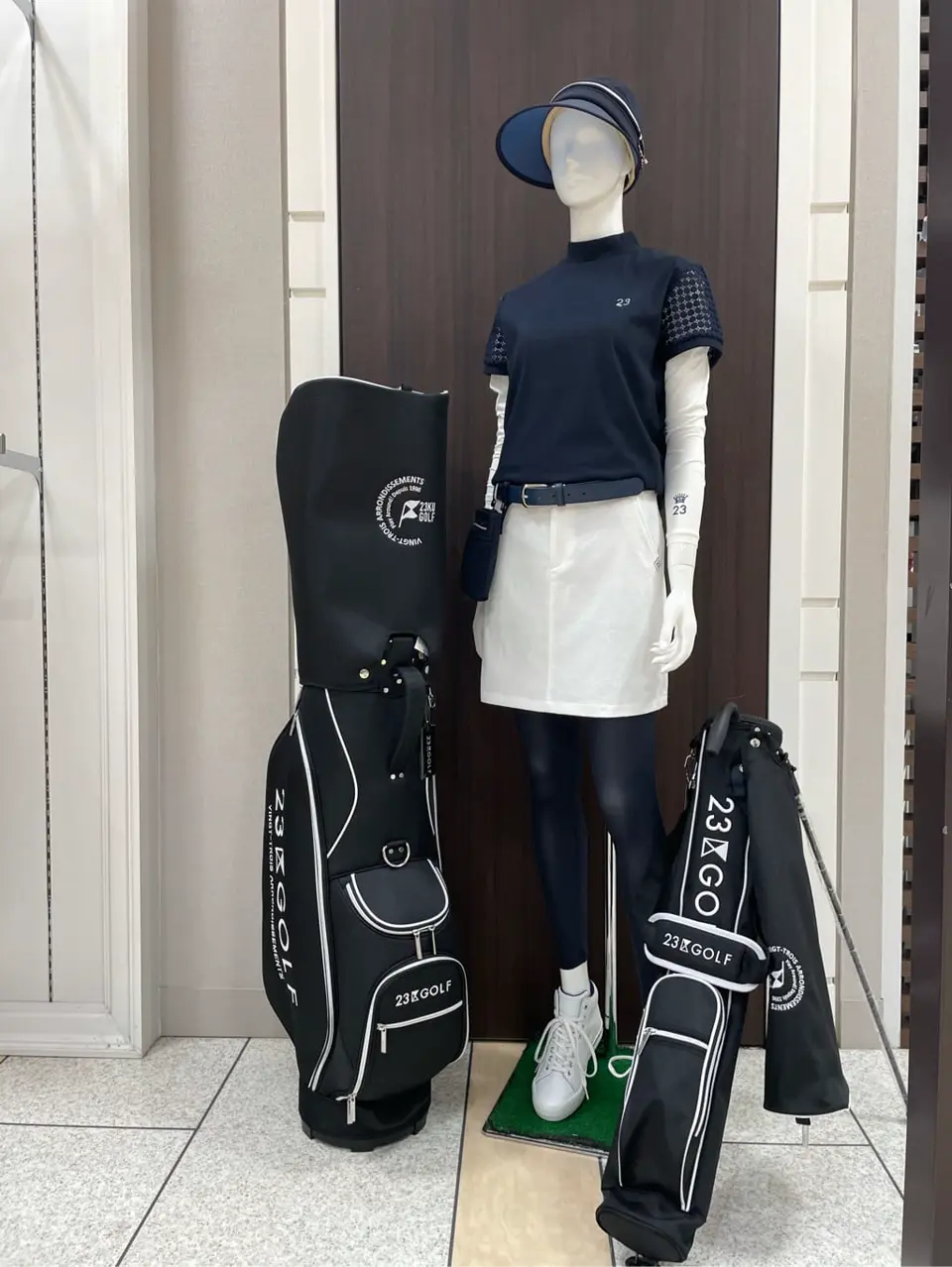 23区GOLF 藤田 コーディネート画像