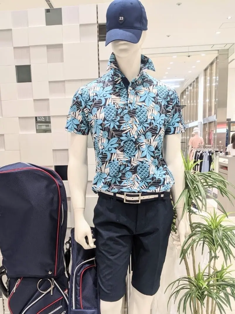 23区GOLF 市川真理子 コーディネート画像