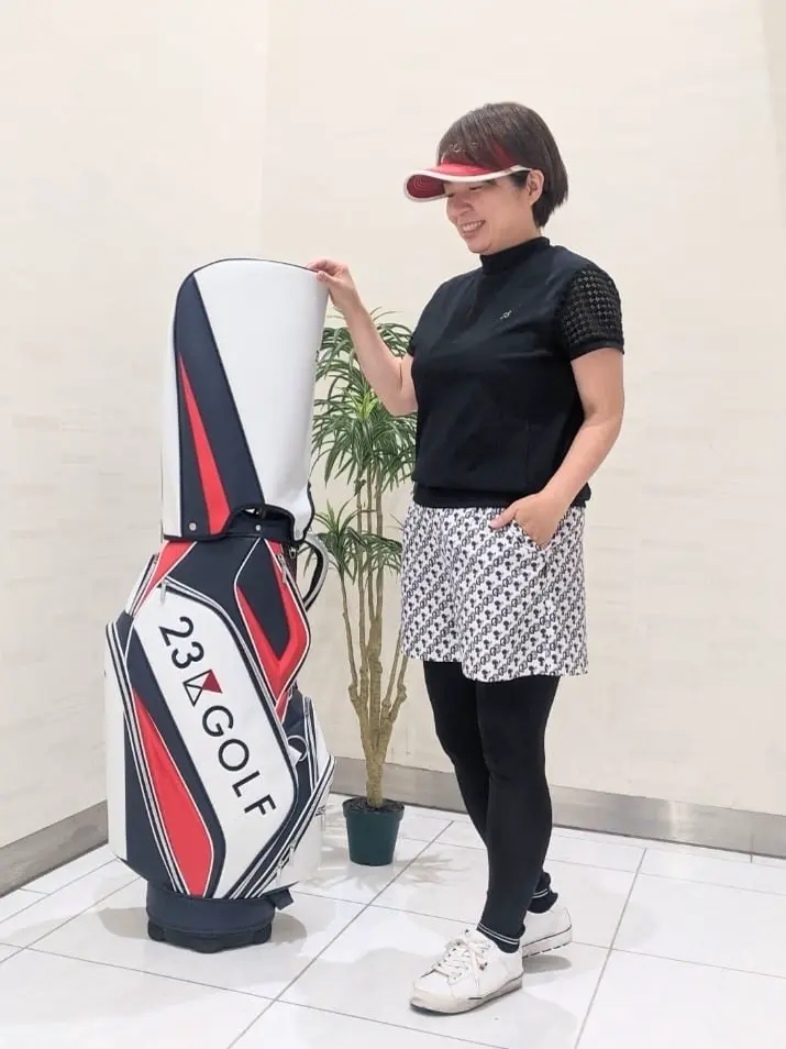 23区GOLF 市川真理子 コーディネート画像