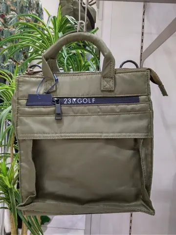 23区GOLF スタッフ コーディネート画像