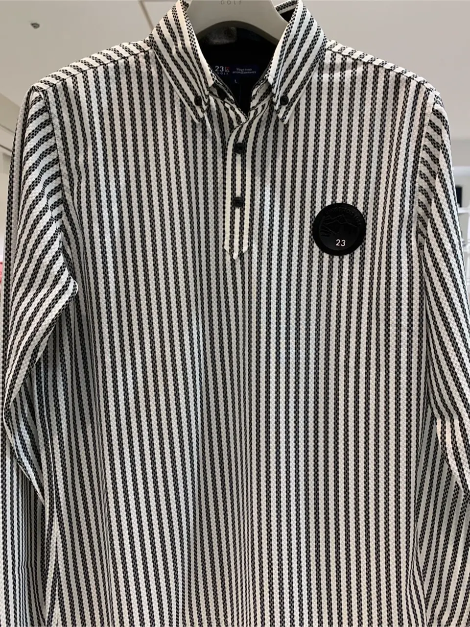 23区GOLF 松屋スタッフ コーディネート画像