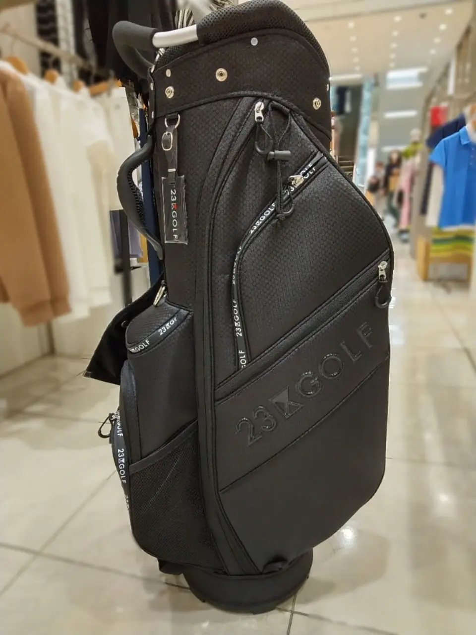 23区GOLF スタッフ コーディネート画像