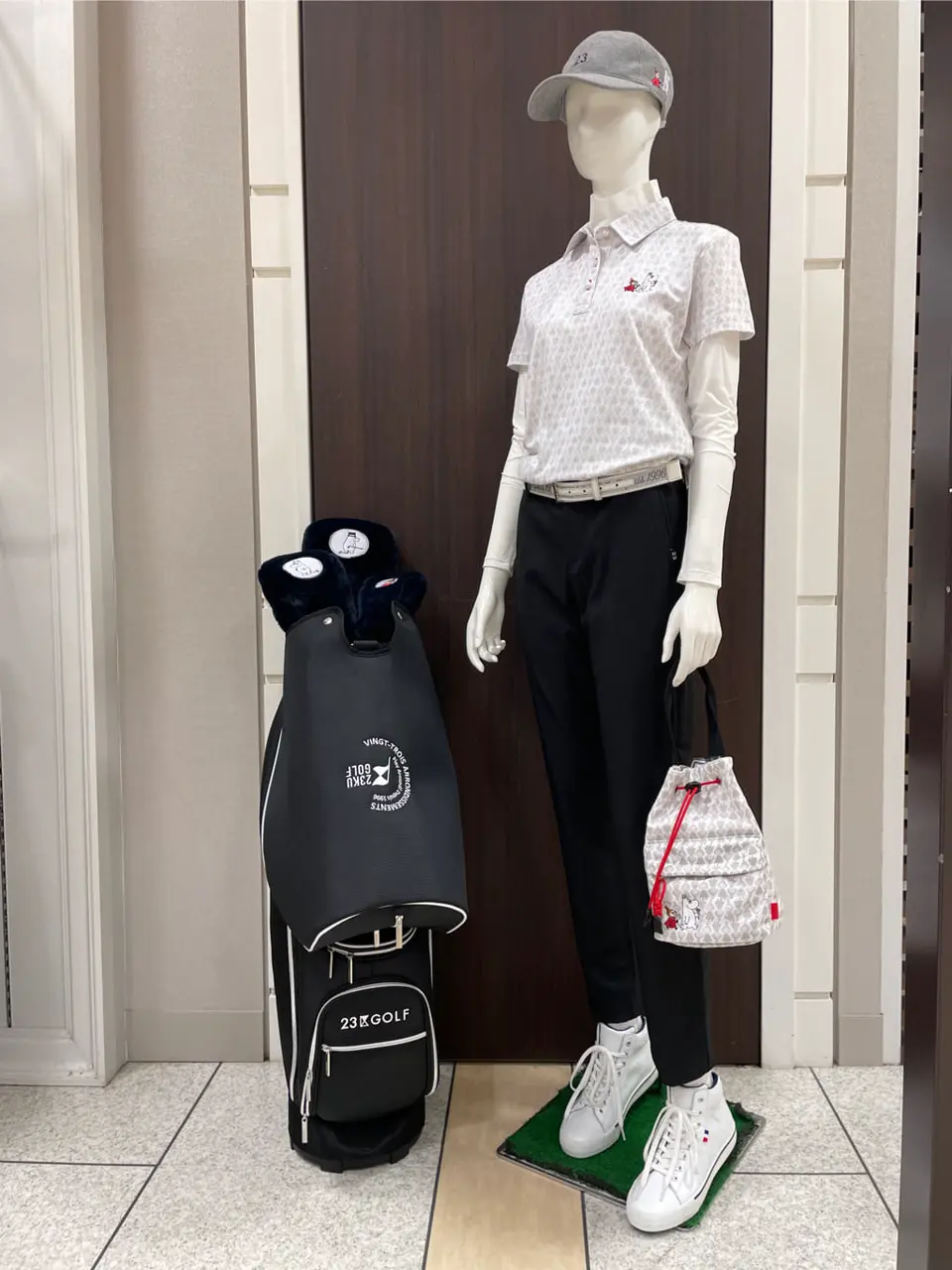 23区GOLF 藤田 コーディネート画像