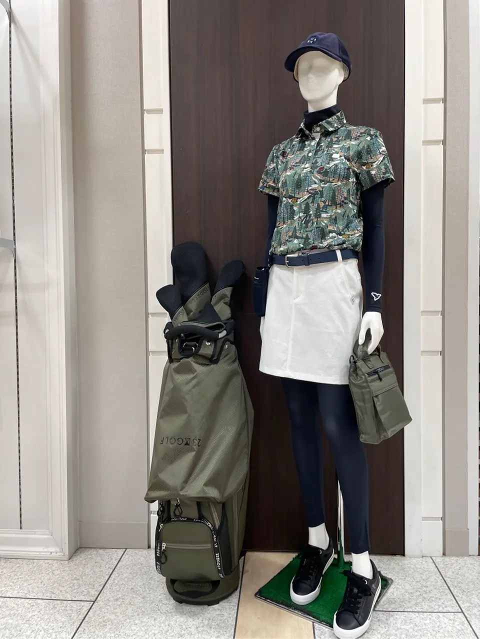 23区GOLF 藤田 コーディネート画像