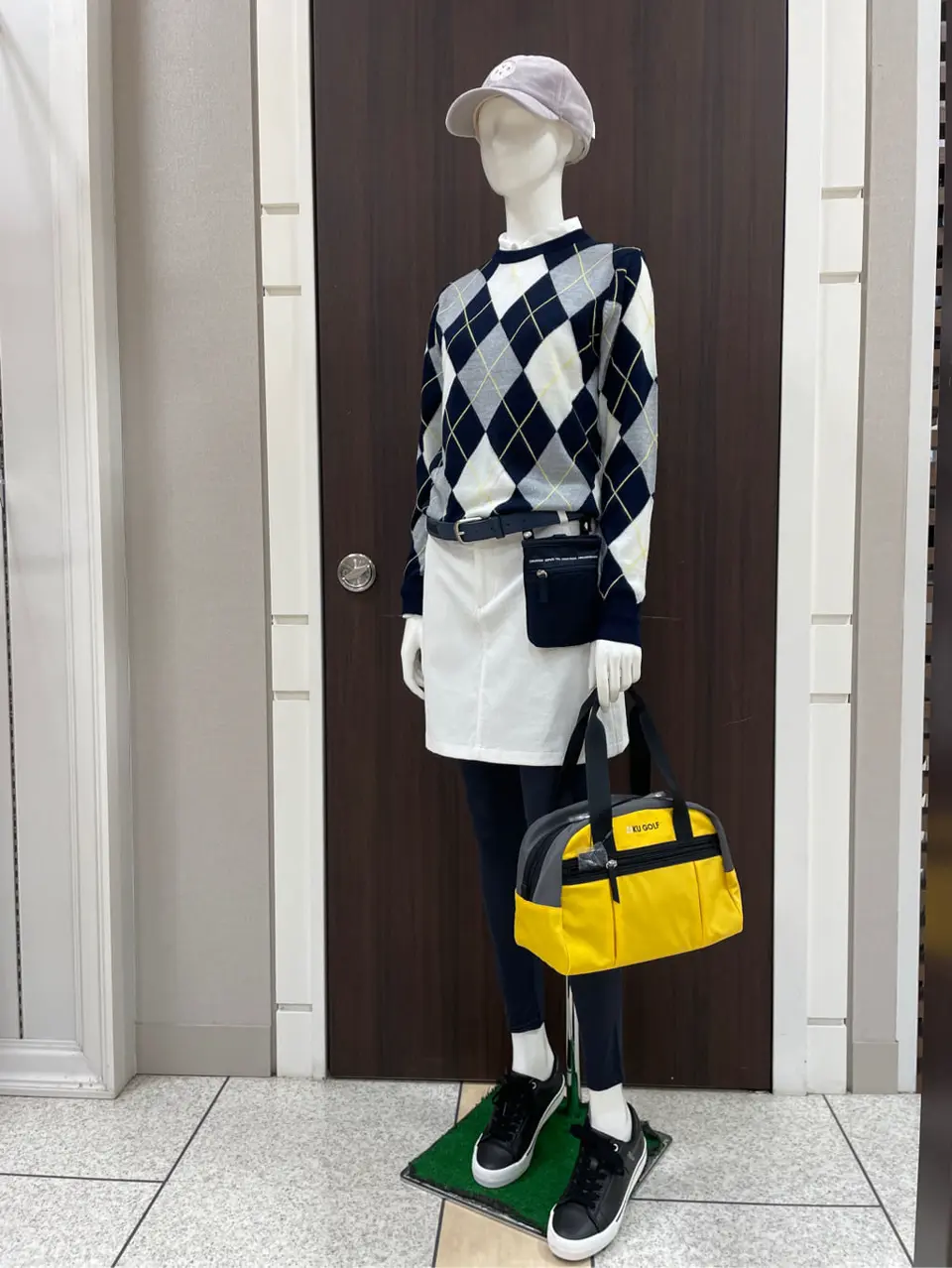 23区GOLF 藤田 コーディネート画像