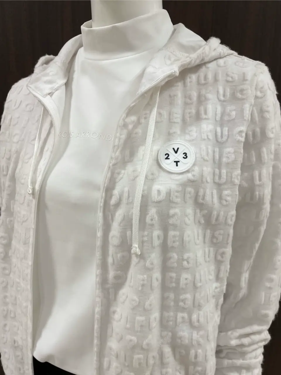 23区GOLF 藤田 コーディネート画像