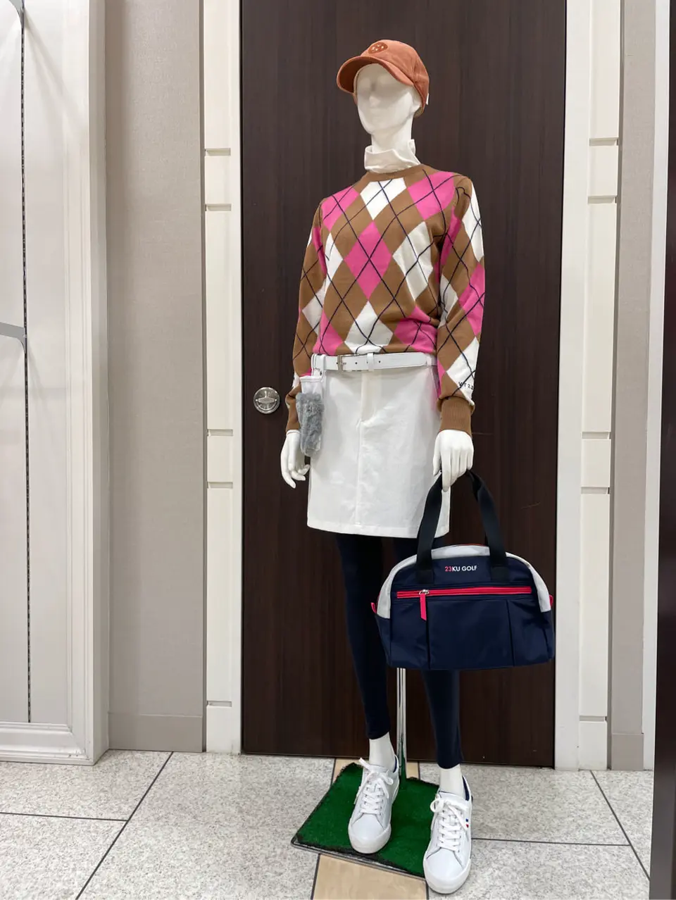 23区GOLF 藤田 コーディネート画像