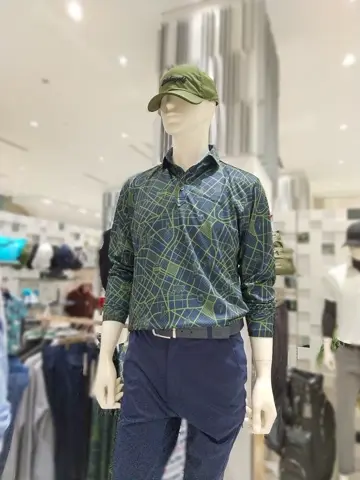 23区GOLF スタッフ コーディネート画像