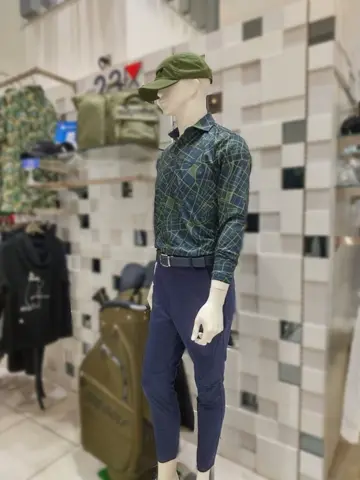 23区GOLF スタッフ コーディネート画像