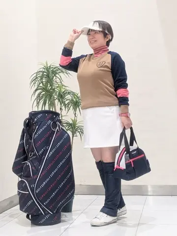23区GOLF 市川真理子 コーディネート画像