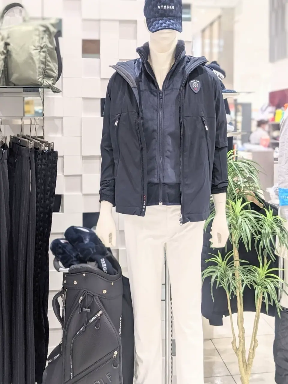  市川真理子 コーディネート画像