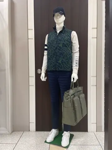 23区GOLF 藤田 コーディネート画像