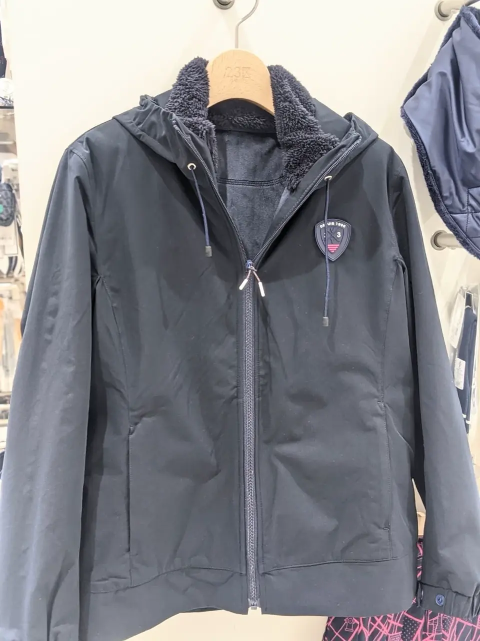 23区GOLF 市川真理子 コーディネート画像