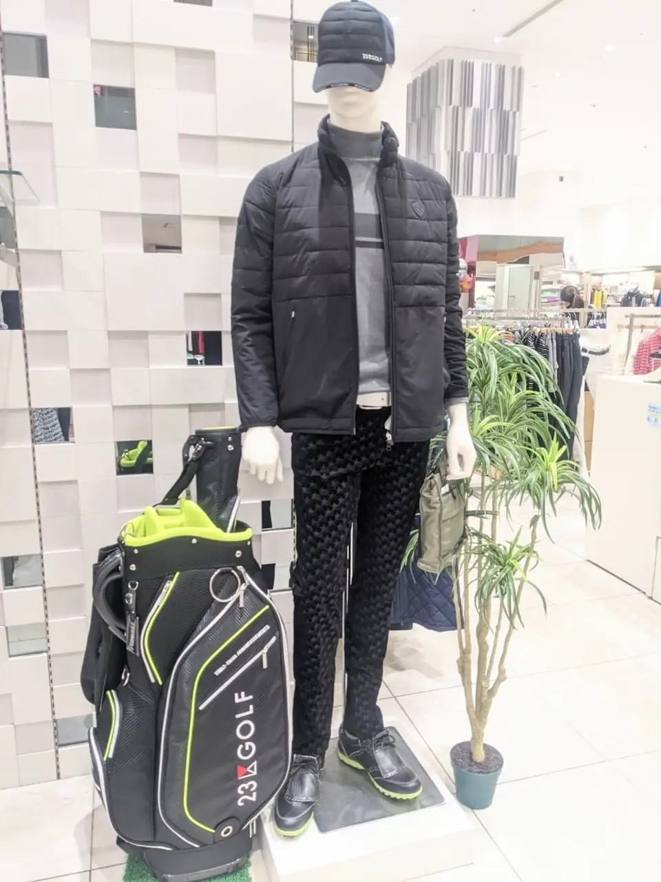  市川真理子 コーディネート画像