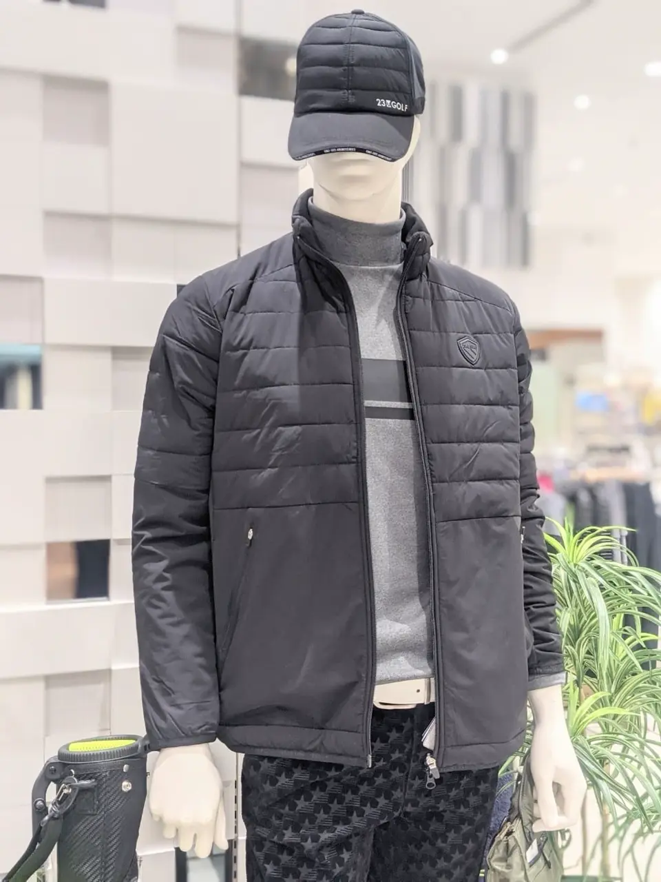 23区GOLF 市川真理子 コーディネート画像