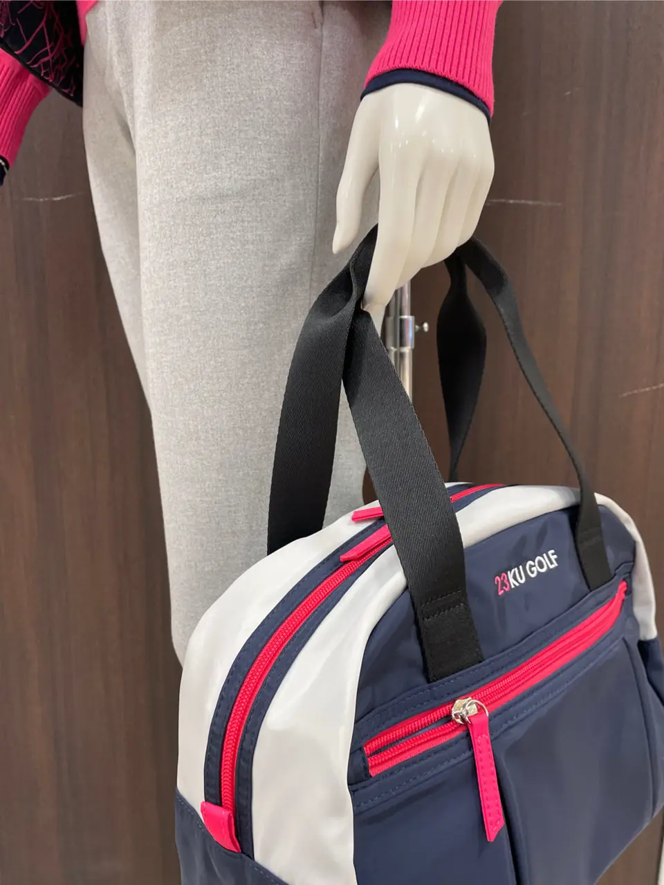 23区GOLF 藤田 コーディネート画像