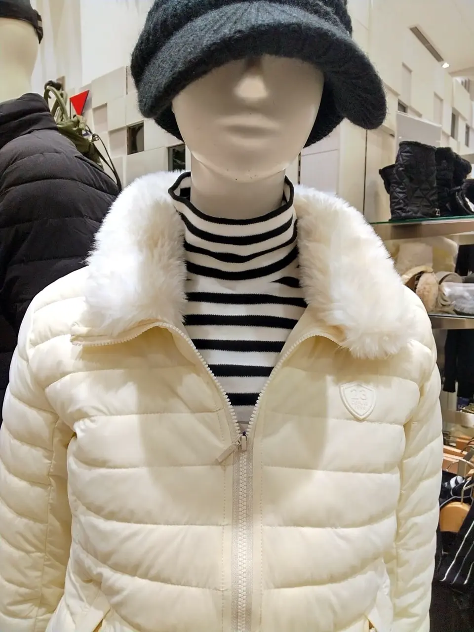 23区GOLF スタッフ コーディネート画像