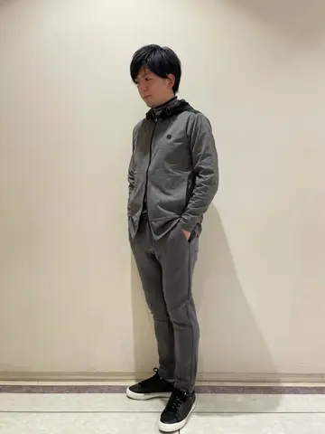 23区GOLF 藤田 コーディネート画像