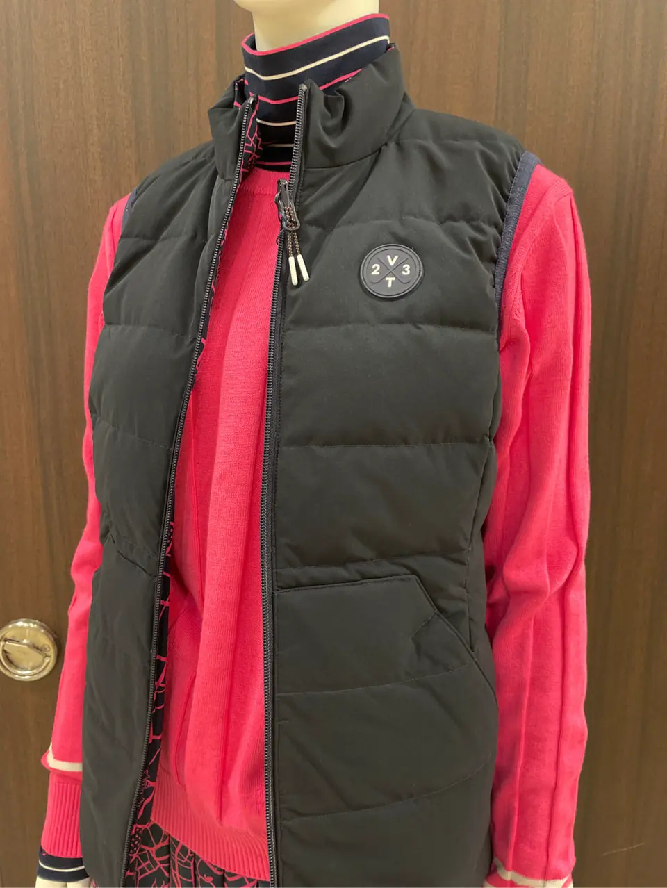 23区GOLF 藤田 コーディネート画像