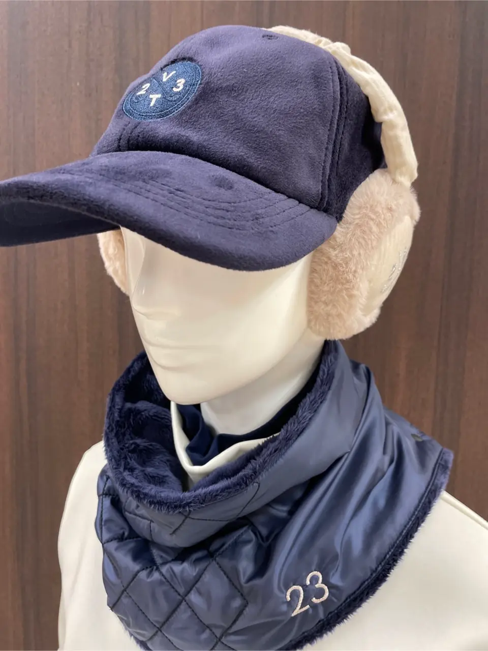 23区GOLF 藤田 コーディネート画像