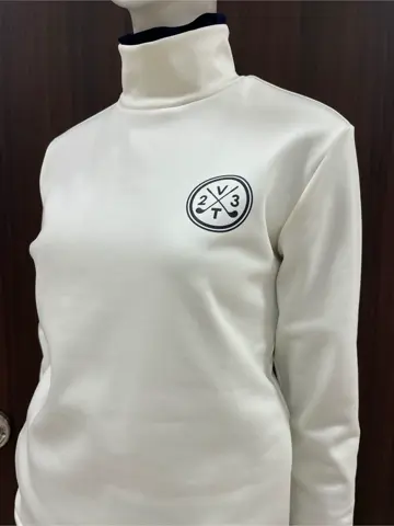 23区GOLF 藤田 コーディネート画像