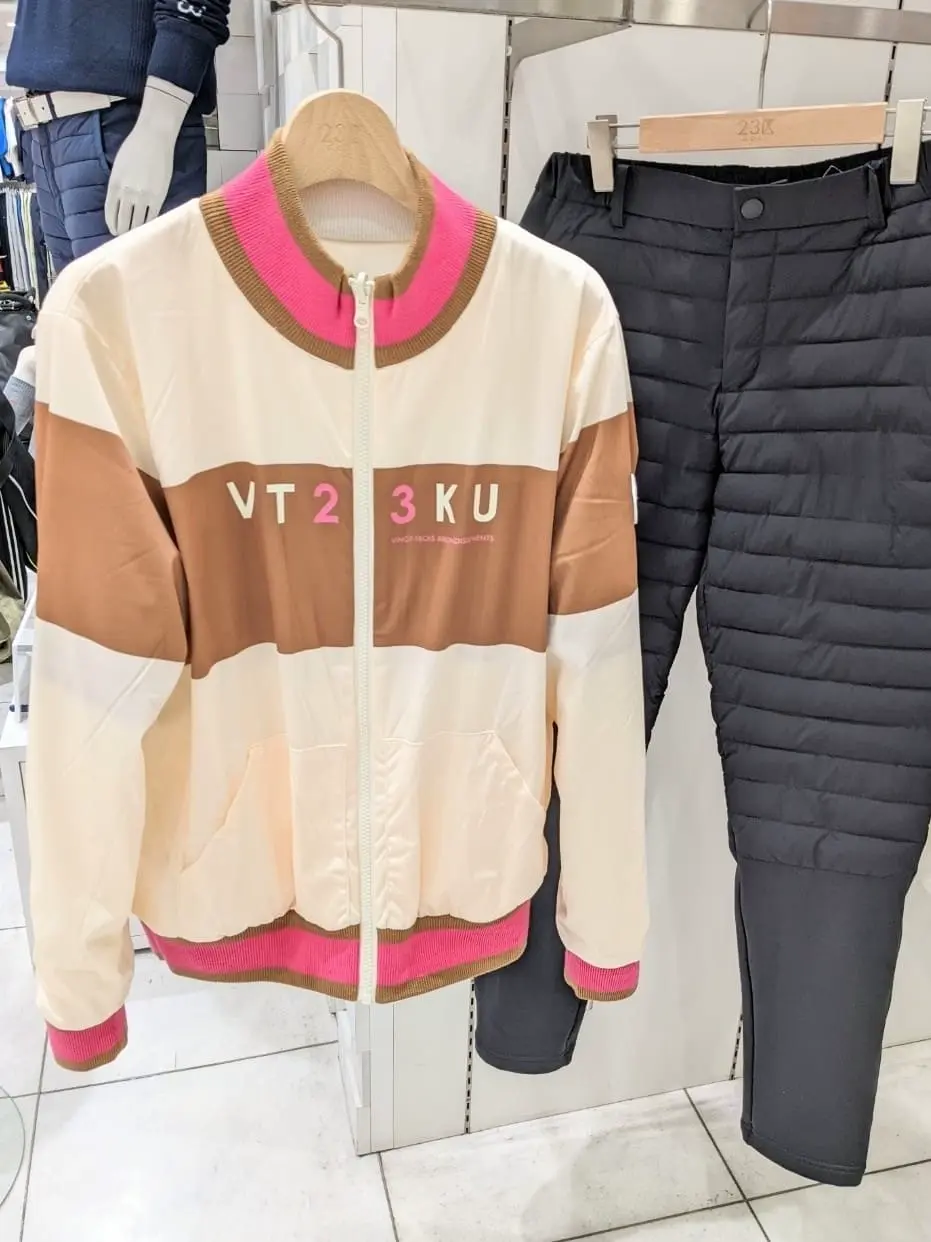 23区GOLF 市川真理子 コーディネート画像