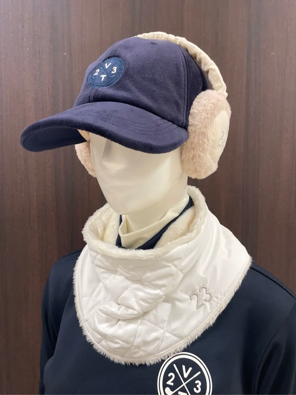 23区GOLF 藤田 コーディネート画像