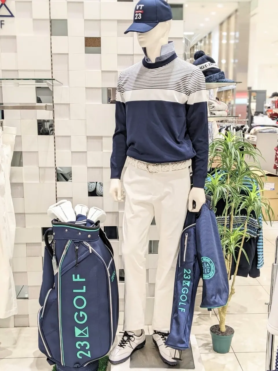 23区GOLF 市川真理子 コーディネート画像