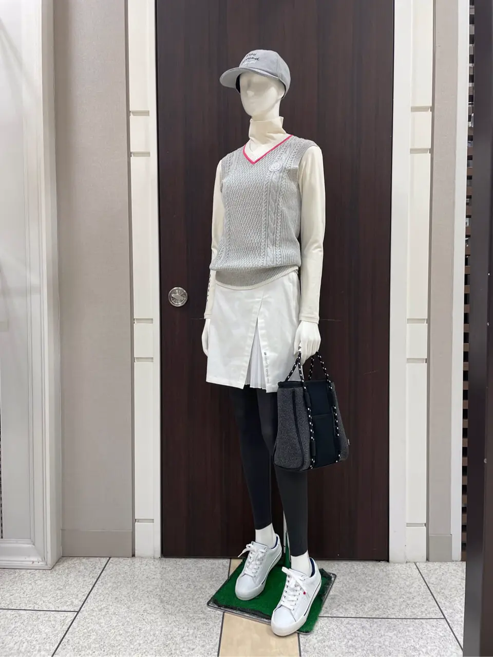 23区GOLF 藤田 コーディネート画像