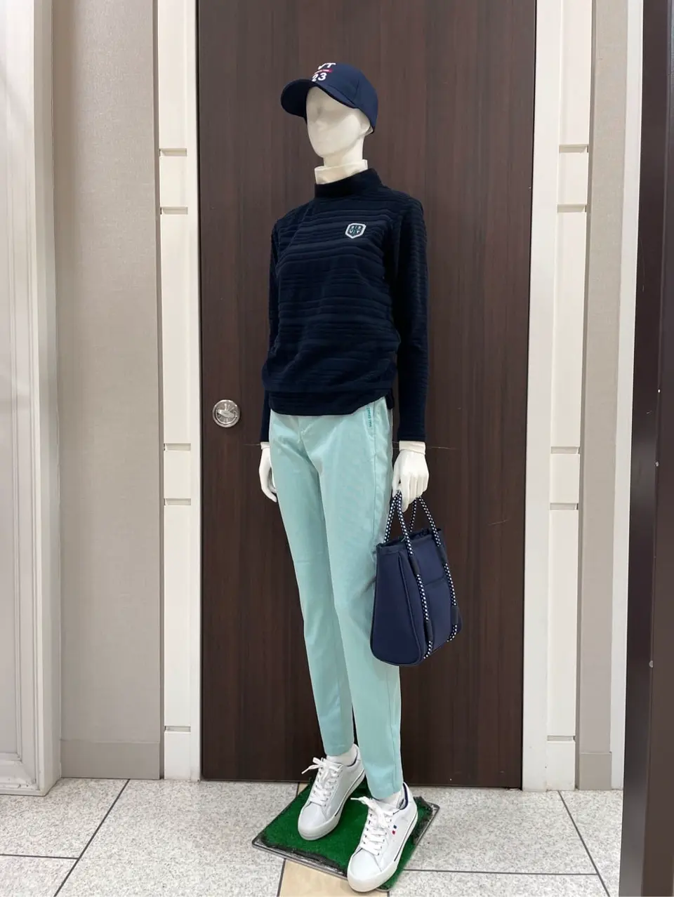 23区GOLF 藤田 コーディネート画像