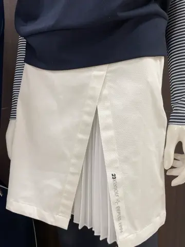 23区GOLF 藤田 コーディネート画像