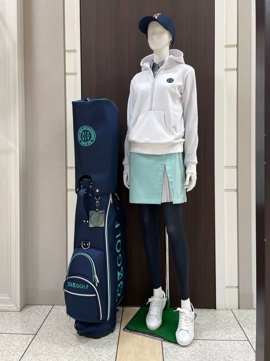 23区GOLF 藤田 コーディネート画像