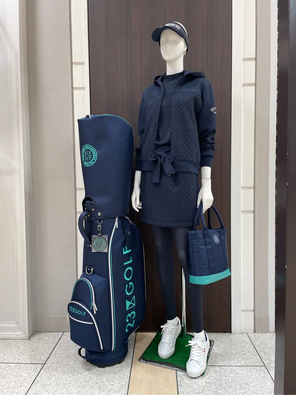 23区GOLF 藤田 コーディネート画像