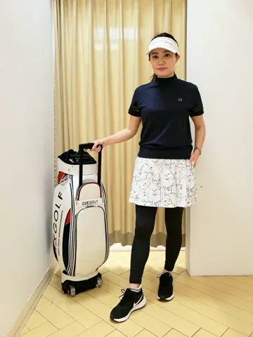 23区GOLF 堀江 コーディネート画像