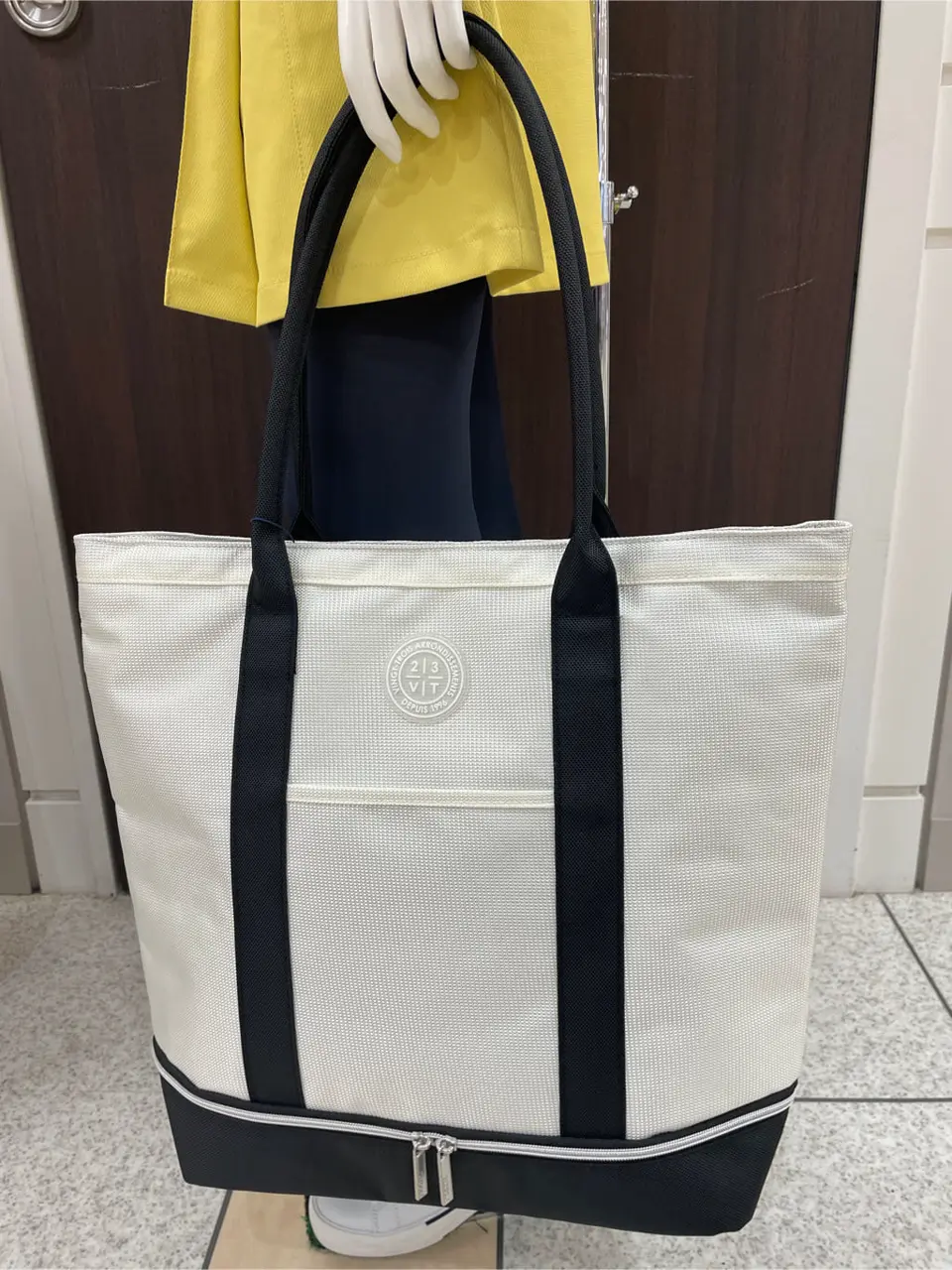 23区GOLF 藤田 コーディネート画像