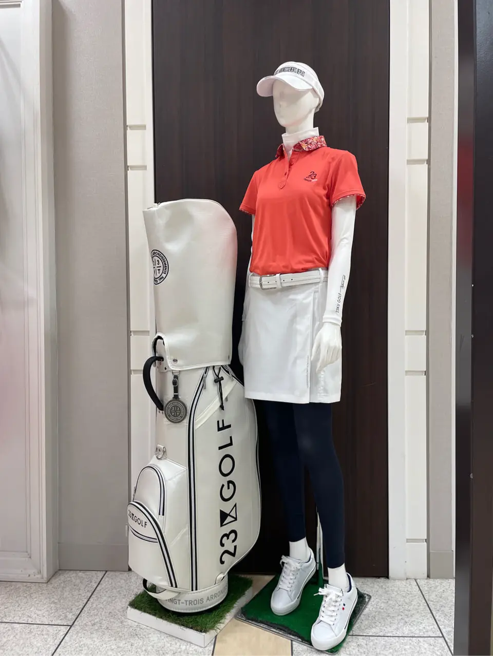 23区GOLF 藤田 コーディネート画像