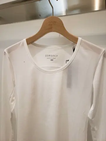 23区GOLF 堀江 コーディネート画像