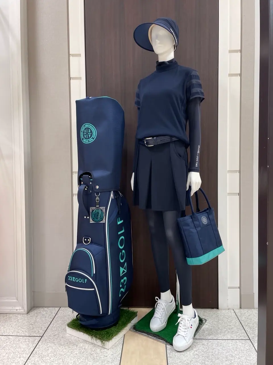 23区GOLF 藤田 コーディネート画像